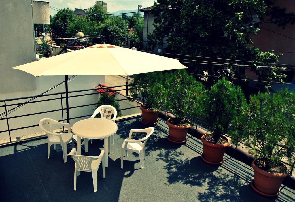 10 Coins Hostel & Tours София Экстерьер фото