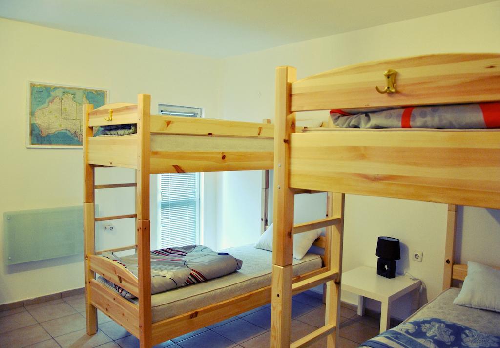 10 Coins Hostel & Tours София Номер фото