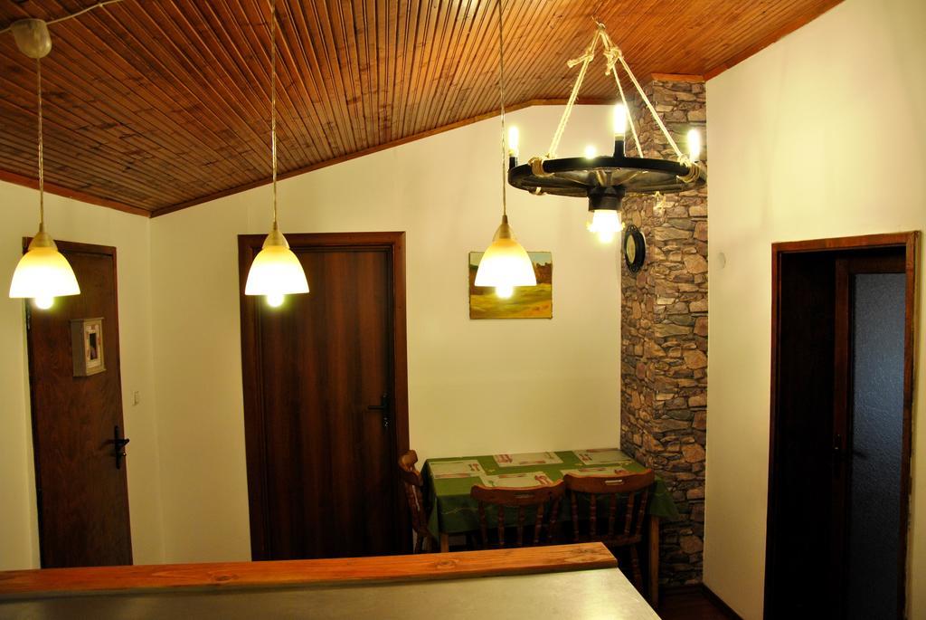 10 Coins Hostel & Tours София Экстерьер фото