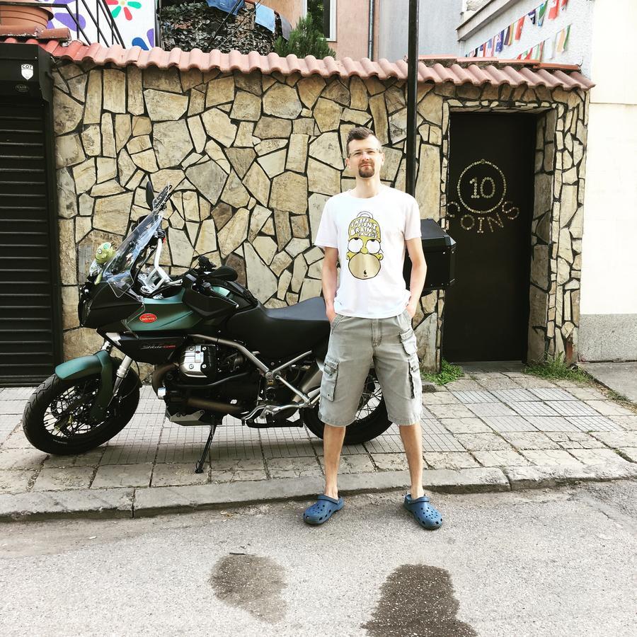 10 Coins Hostel & Tours София Экстерьер фото