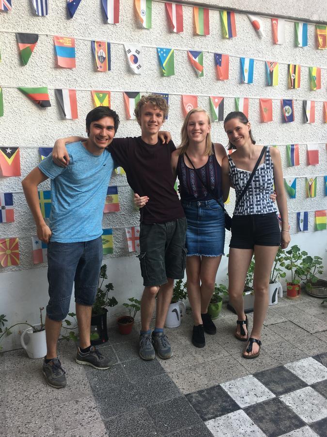 10 Coins Hostel & Tours София Экстерьер фото